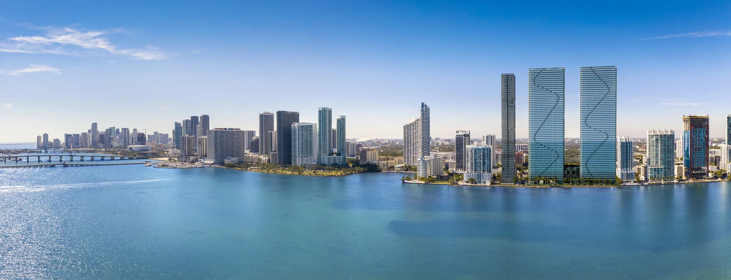 Twin towers by Arquitectonica